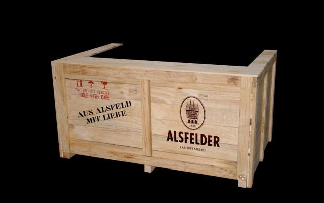 Storytelling über das Material. Ein Holztheke macht mehr her als eine aus Kunststoff.